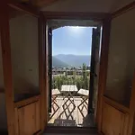 Apartment Uria Gavin