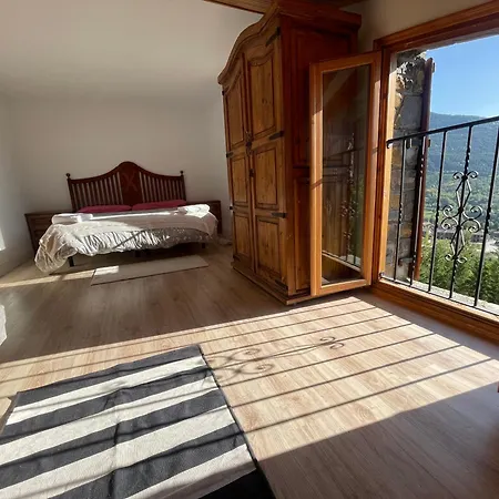 Uria - Ubicacion Perfecta, Rodeado De Naturaleza, Vistas Espectaculares Gavín