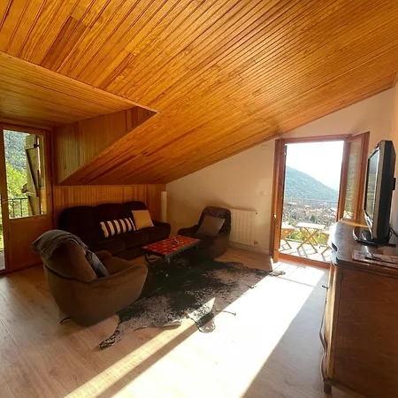 Uria - Ubicacion Perfecta, Rodeado De Naturaleza, Vistas Espectaculares شقة