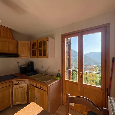 Apartamento Uria - Ubicacion Perfecta, Rodeado De Naturaleza, Vistas Espectaculares