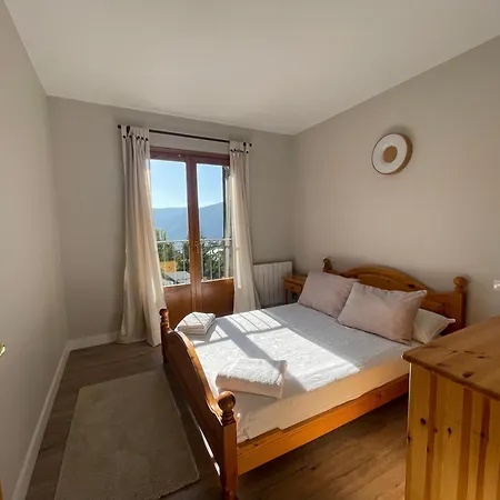 Uria - Ubicacion Perfecta, Rodeado De Naturaleza, Vistas Espectaculares * Gavín