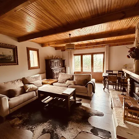 Apartment Uria Gavin