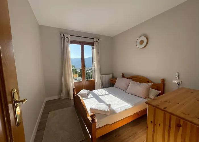 Uria - Ubicacion Perfecta, Rodeado De Naturaleza, Vistas Espectaculares * Gavín